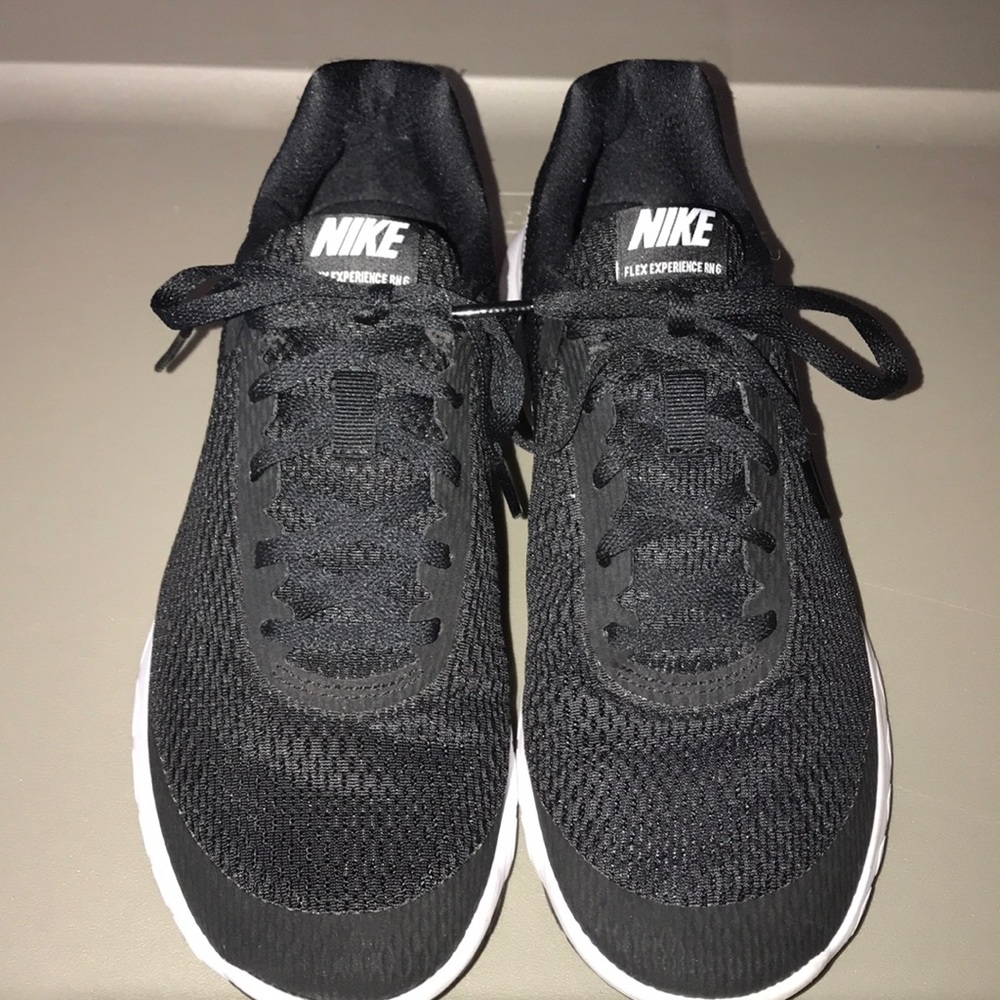 Nike Flex Experience RN 6